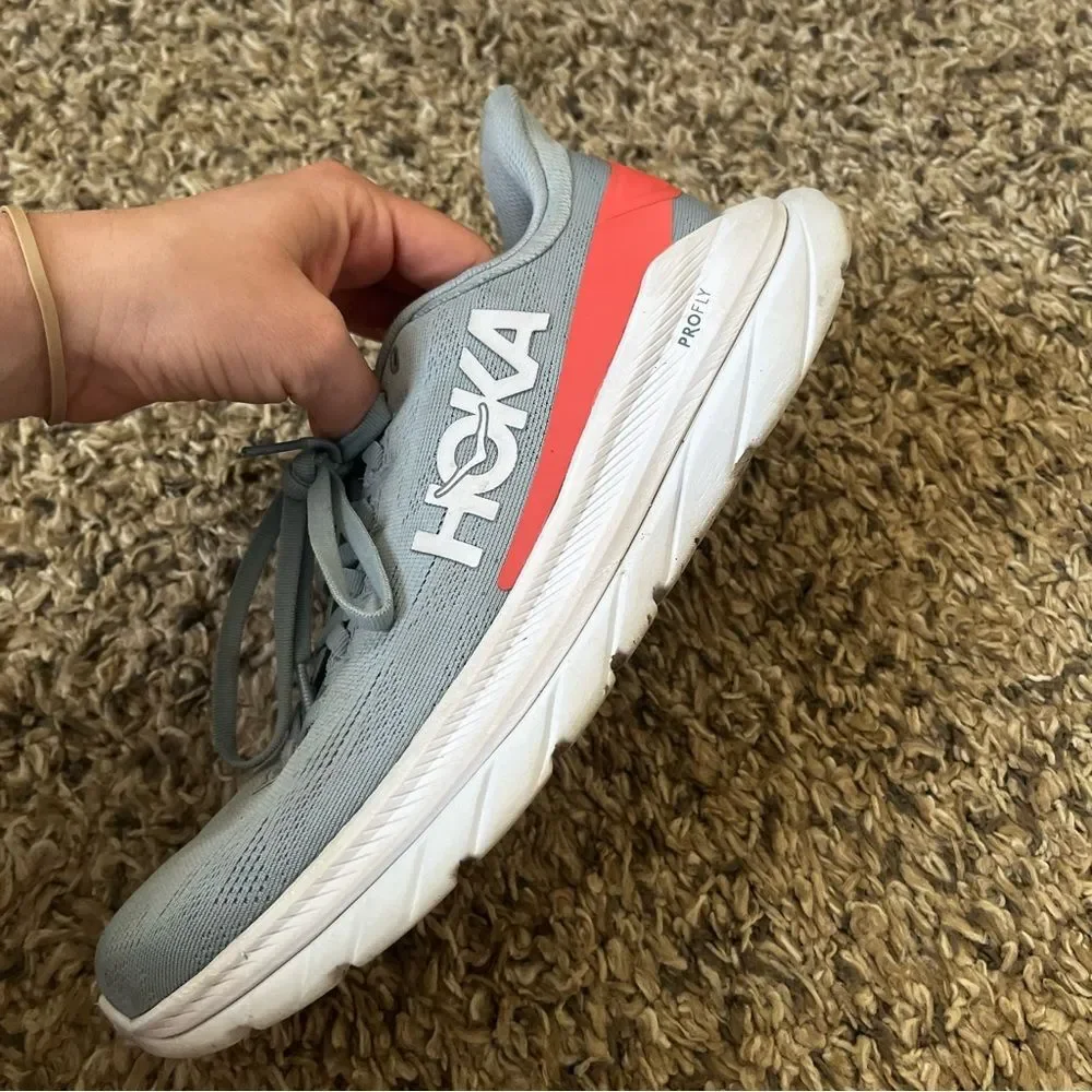 Hoka one one light blue sneakers size 9
